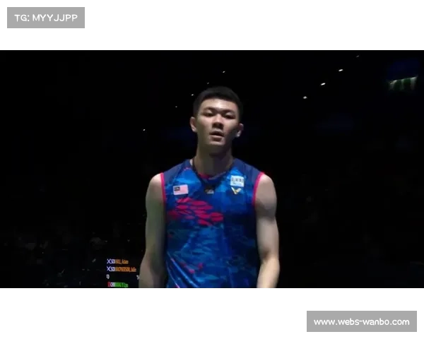 加拿大华裔选手杨灿签约新赞助商 定制中国龙元素球拍引领潮流 加拿大华裔选手杨灿签约新赞助商 定制中国龙元素球拍引领潮流