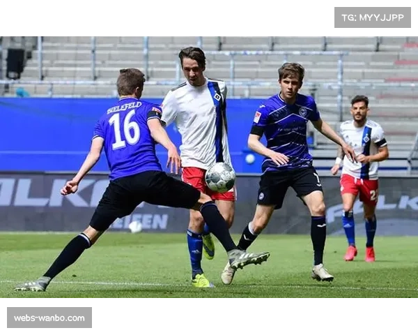 翁达夫帽子戏法救主 斯图加特锋线核心闪耀